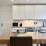 2 Bedroom W/ Courtyard At Croise Laroche Apartman Marcq-en-Baroeul