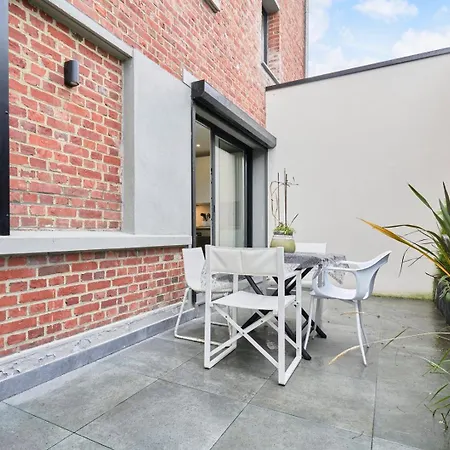 2 Bedroom W/ Courtyard At Croisé Laroche Marcq-en-Baroeul