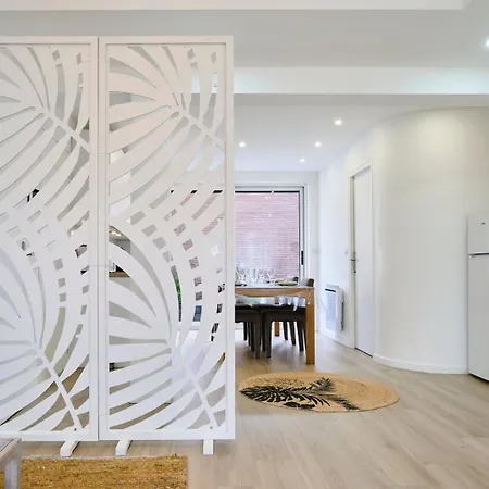 Apartamento 2 Bedroom W/ Courtyard At Croisé Laroche *